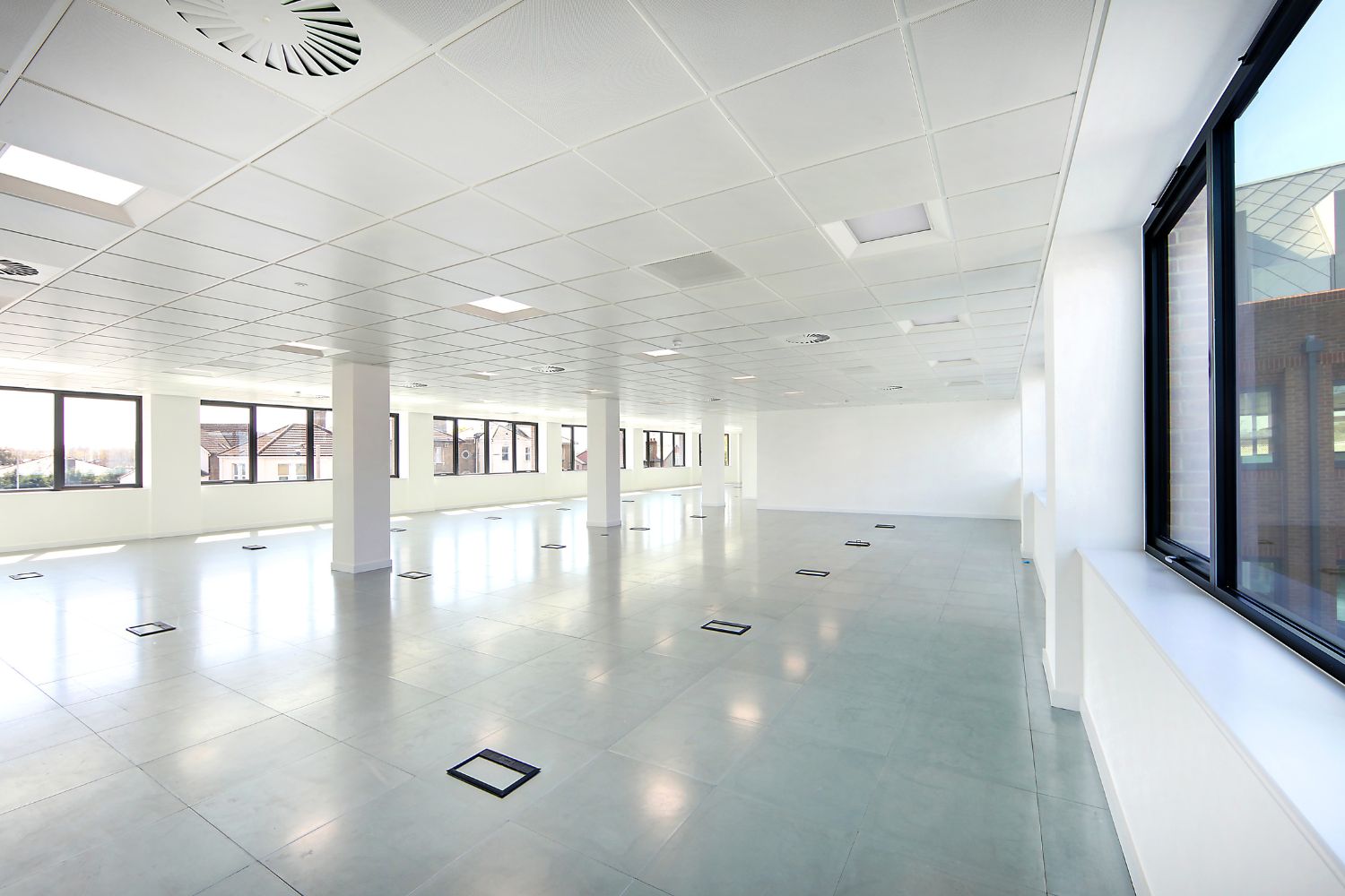 Main Building 2nd Floor — shell condition, 4,078 sq ft